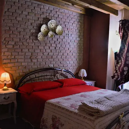 Bed & Breakfast La Piazzetta