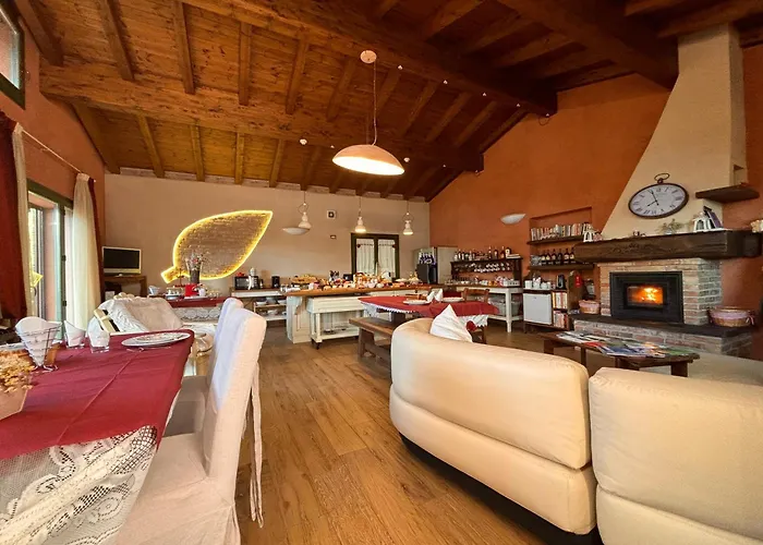 La Piazzetta Bed and Breakfast 4*