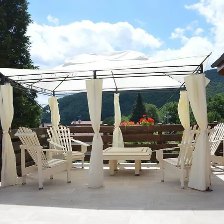 La Piazzetta Bed & Breakfast *