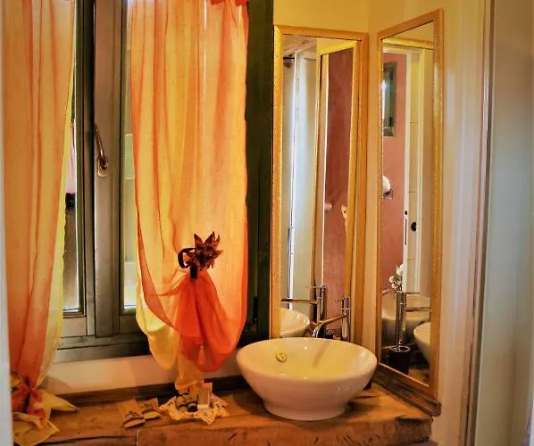 Bed and Breakfast La Piazzetta